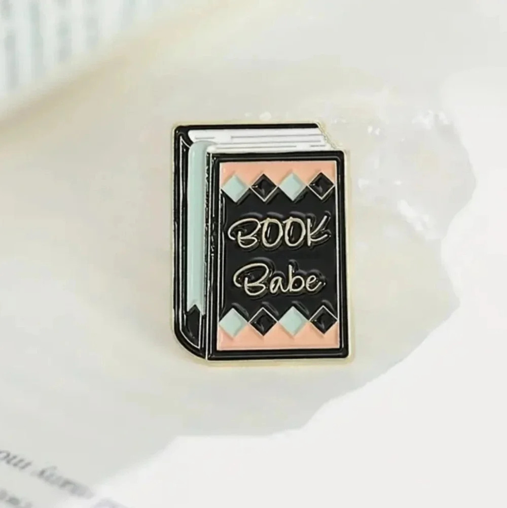 Literary Chic: Enamel Book Pins Set for Ladies - Picture 2 of 4